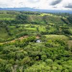 Lago de manantial y 10 hectáreas en venta en rovira d