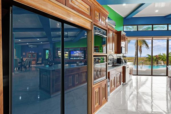 Unique beachfront home in playa la barqueta