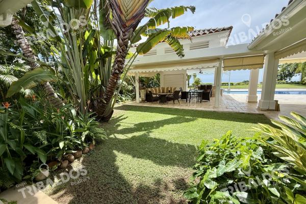 Sale of ocean view house, bijao