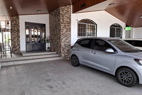 Venta de casa brisas del golf