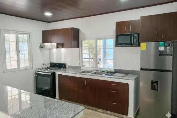 House with pool and spacious terrace - san carlos