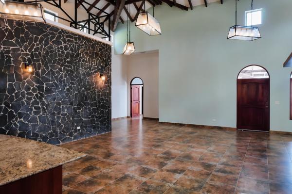 Se vende impresionante casa con vistas al mar en altos del maría