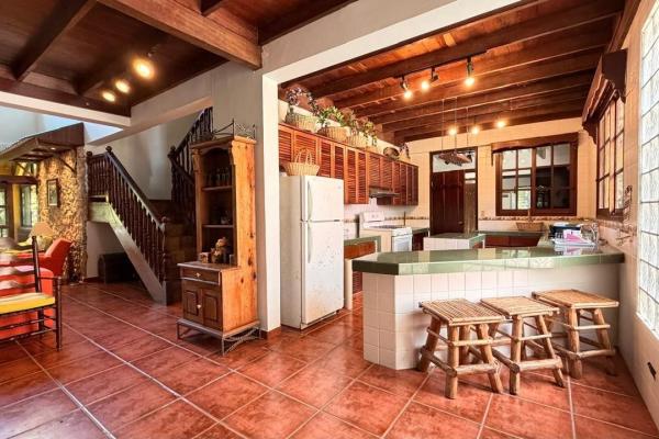 Se vende casa en altos de cerro azul