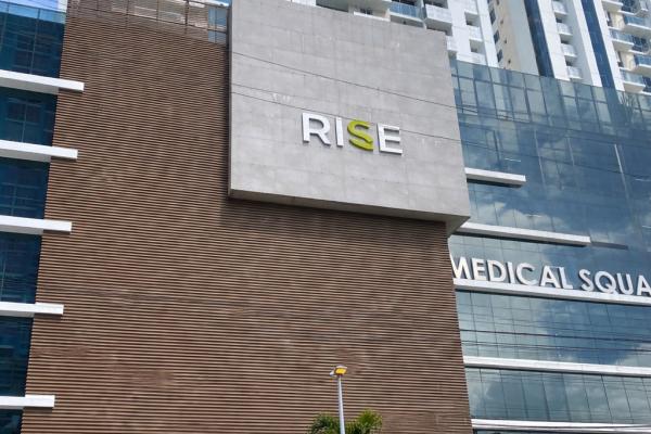 Venta de local comercial en park square medical center