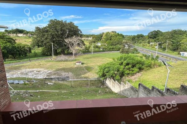 Venta de terreno con mejoras en san carlos, frente a la panamericana