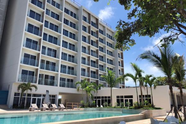 Apartamento frente a la playa en playa caracol, panamá.