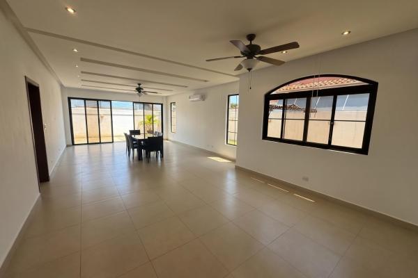 Family home for sale costa sur – near int. schools