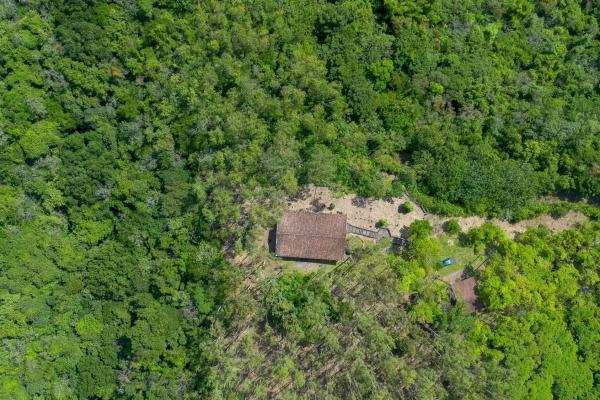 Amazing property for sale with private waterfalls