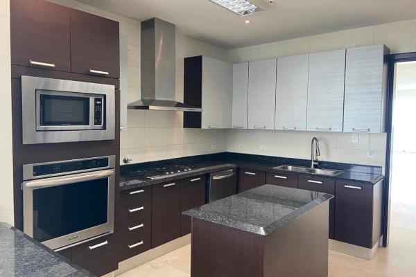 Furnished apartment vitri, 4 bedrooms, beachfront