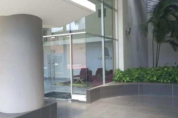 Se vende apartamento luxor tower el cangrejo reposeído