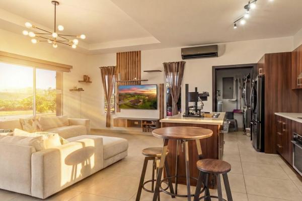 Modern furnished 2-bedroom home in boquete