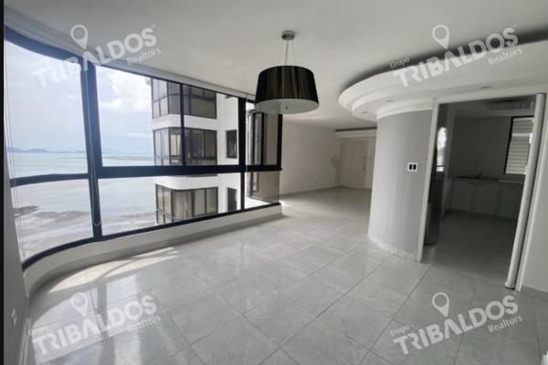 Venta de apartamento en ph coral reef avenida balboa