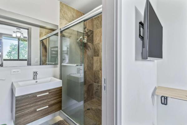 Condominio de 2 recámaras en venta o renta en la ensenada