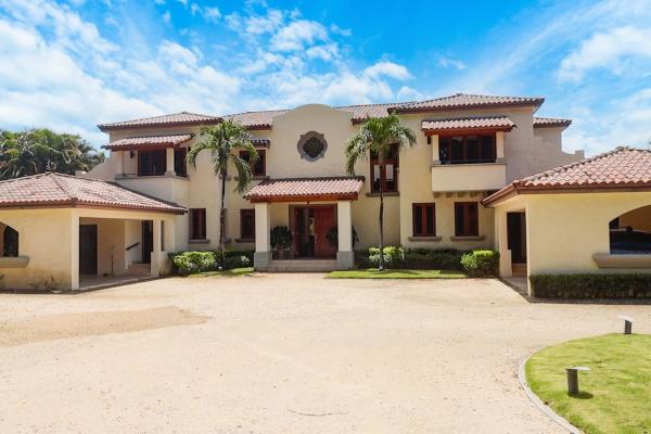 Beautiful house for sale in buenaventura