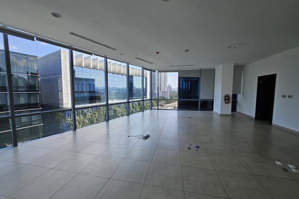 Venta de oficina en santa maria office plex