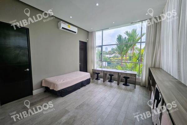 Venta de casa en bianco loft, altos del golf