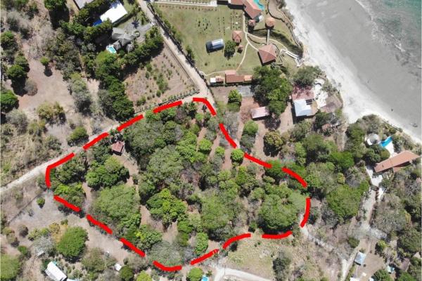 Beachfront property in riomar - san carlos