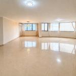 Alquiler de apartamento con vista al mar en rocamar, ave. balboa