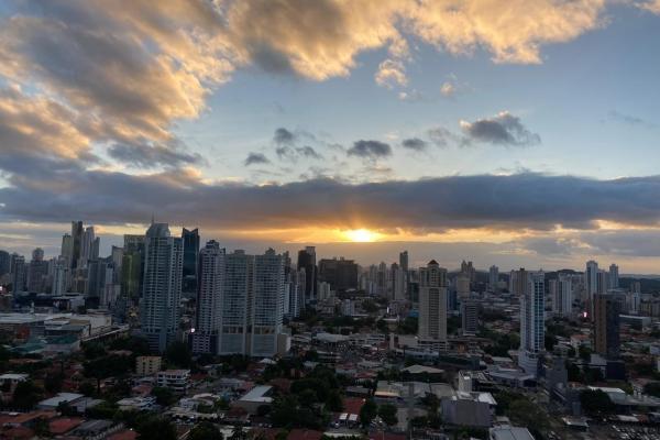 Hermoso apto venta 360,000 alquiler 1,900 san francisco calle 73