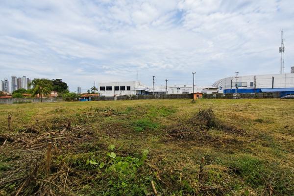 Commercial land for sale on ave. jose agustin a.