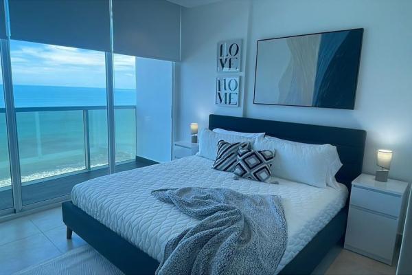 Apartamento moderno de 2 habitaciones frente al mar en playa malibú