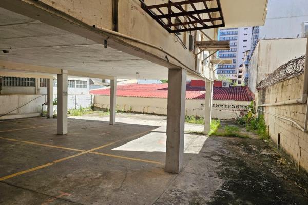 Se vende edificio en calle 48