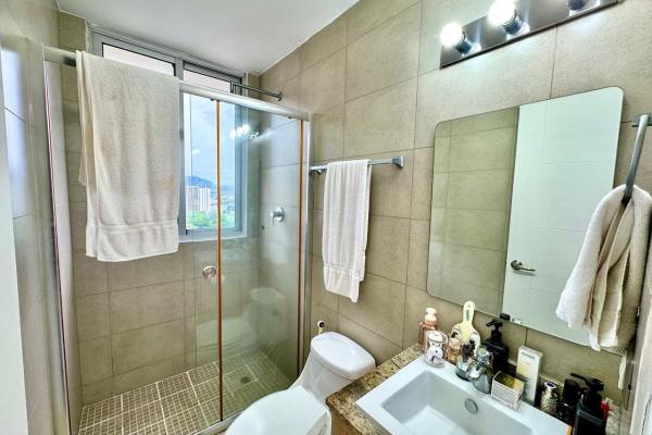 Venta de apartamento en ph rokas 1, ancón