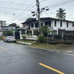 Casa parque lefevre ideal para adecuación comercial