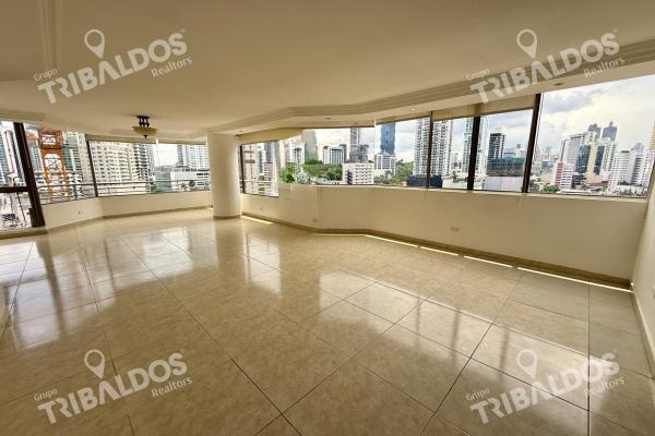 Venta de apartamento en tower one, marbella