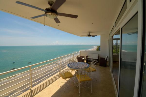 Exclusivo apartamento frente al mar