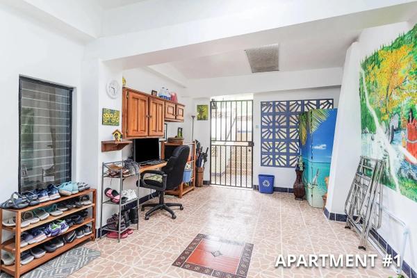 Home plus 2 apartments and casita for sale