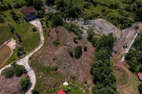 Large building site lot in alta vista, jaramillo