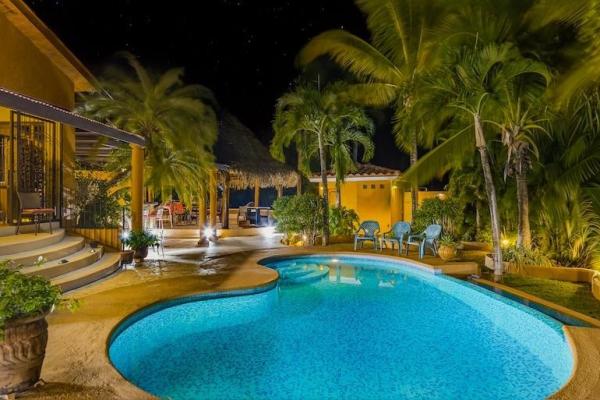 Casa tropical de 3 dormitorios hacienda pacifica