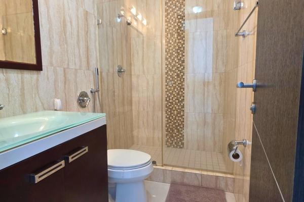 Se vende apartamento en ph allure piso alto con vista al mar
