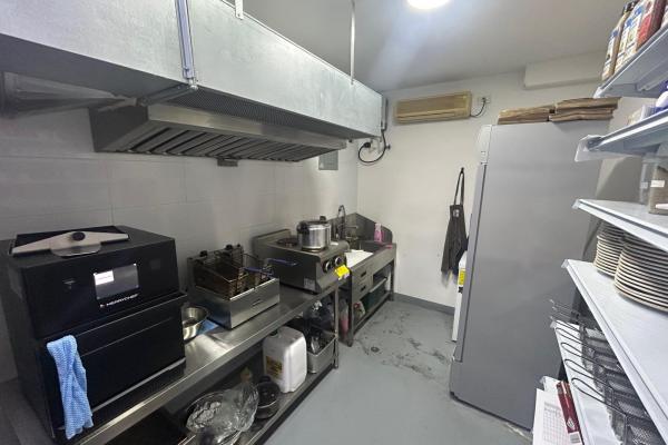 Office/warehouse for sale/investment