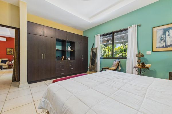 3 bdrm tropical estate hacienda pacifica
