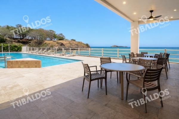 Apartamento frente al mar en venta , ph la ensenada farallón