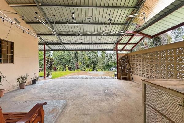 4-bedroom hacienda-style home in david