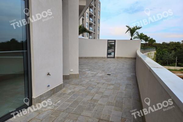Sale of apartment in ocean house santa maria with large 70m2 terrace