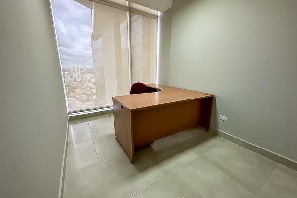 Venta de oficina en obarrio, ph sortis