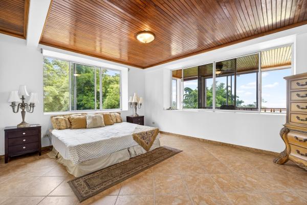 Highland investment estate with rare water concess