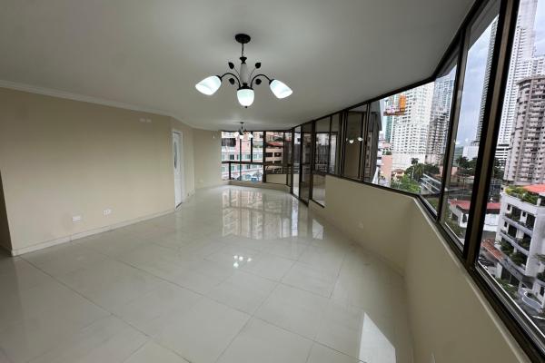 Apartment for sale at marbella