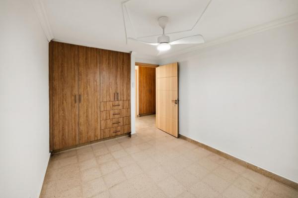 Dúplex de 3 niveles en venta en altos de miraflores, betania, panamá