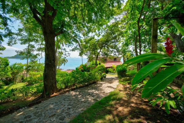 Taboga island investment opportunity