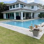 Sale of house in bijao beach club, rio hato.
