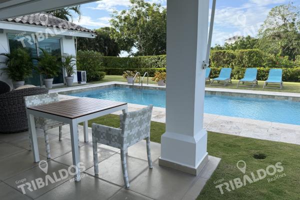 Sale of house in bijao beach club, rio hato.