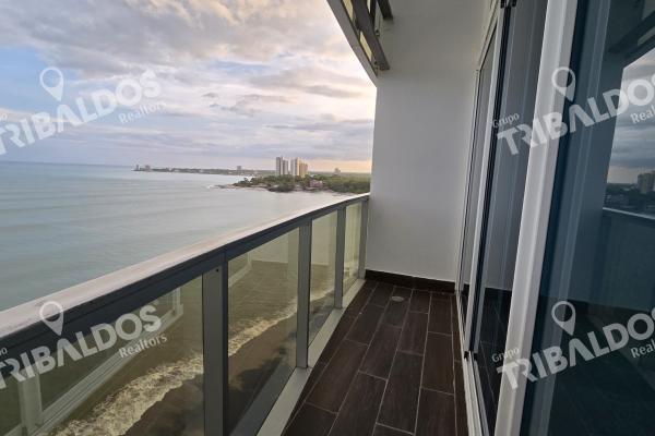 Sale of apartment in ocean waves nueva gorgona