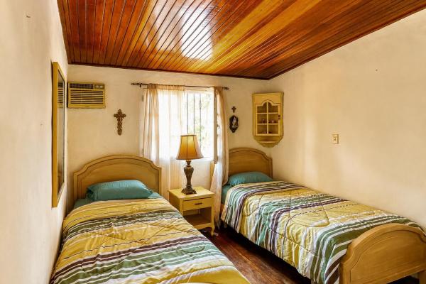 Venta de residencia tipo hacienda con ríos y senderos vía al valle de antón