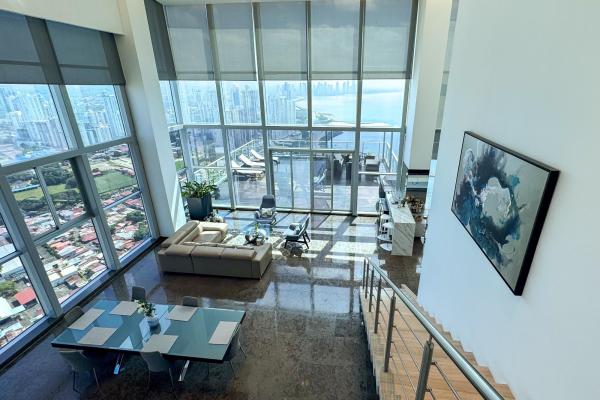 Luxury penthouse in panama city panama