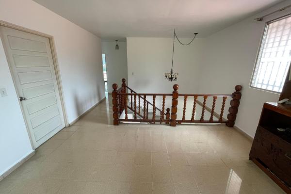 Venta de casa dos pisos con elevador en la loma (hato pintado)